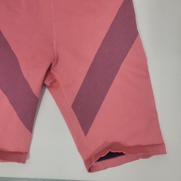 Fabletics Women's Ultra High-Waisted Seamless Ribbed Biker Shorts Size S - Picture 5 of 12